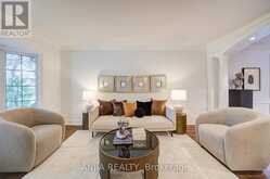 140 REEVE DRIVE | Markham Ontario | Slide Image Seven