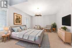 8 CHAPEL GULLY TRAIL | Nobleton Ontario | Slide Image Sixteen
