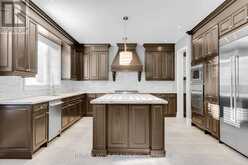 8 CHAPEL GULLY TRAIL | Nobleton Ontario | Slide Image Five