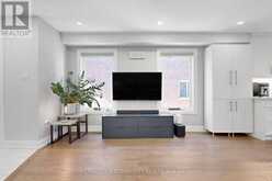 64 MUGFORD ROAD | Aurora Ontario | Slide Image Nine