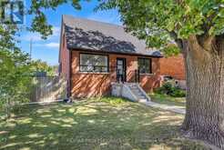 27 BRAWLEY AVENUE | Toronto Ontario | Slide Image Two