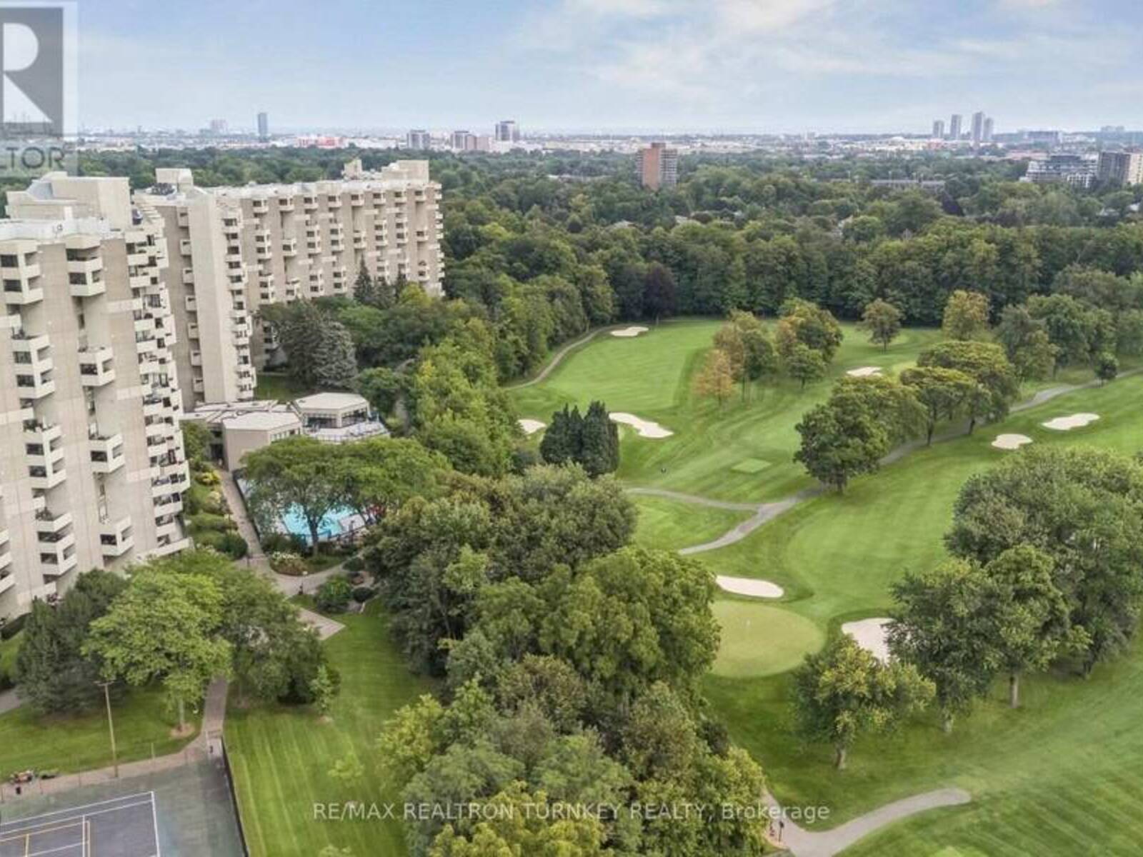 A12 - 296 MILL ROAD, Toronto, Ontario M9C 4X8