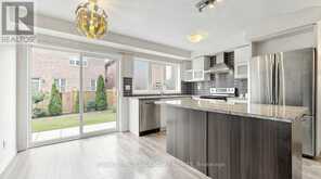 492 QUEEN MARY DRIVE | Brampton Ontario | Slide Image Twelve