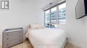 205 - 70 ANNIE CRAIG DRIVE W | Toronto Ontario | Slide Image Nine