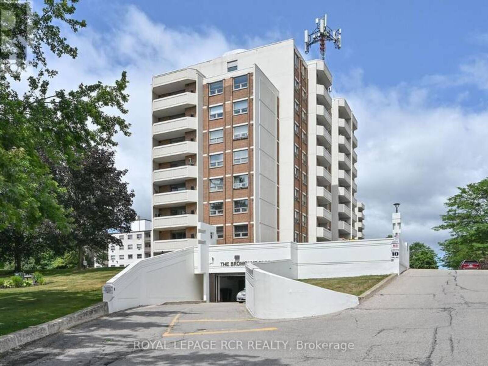 404 - 8 FEAD STREET, Orangeville, Ontario L9W 3X4