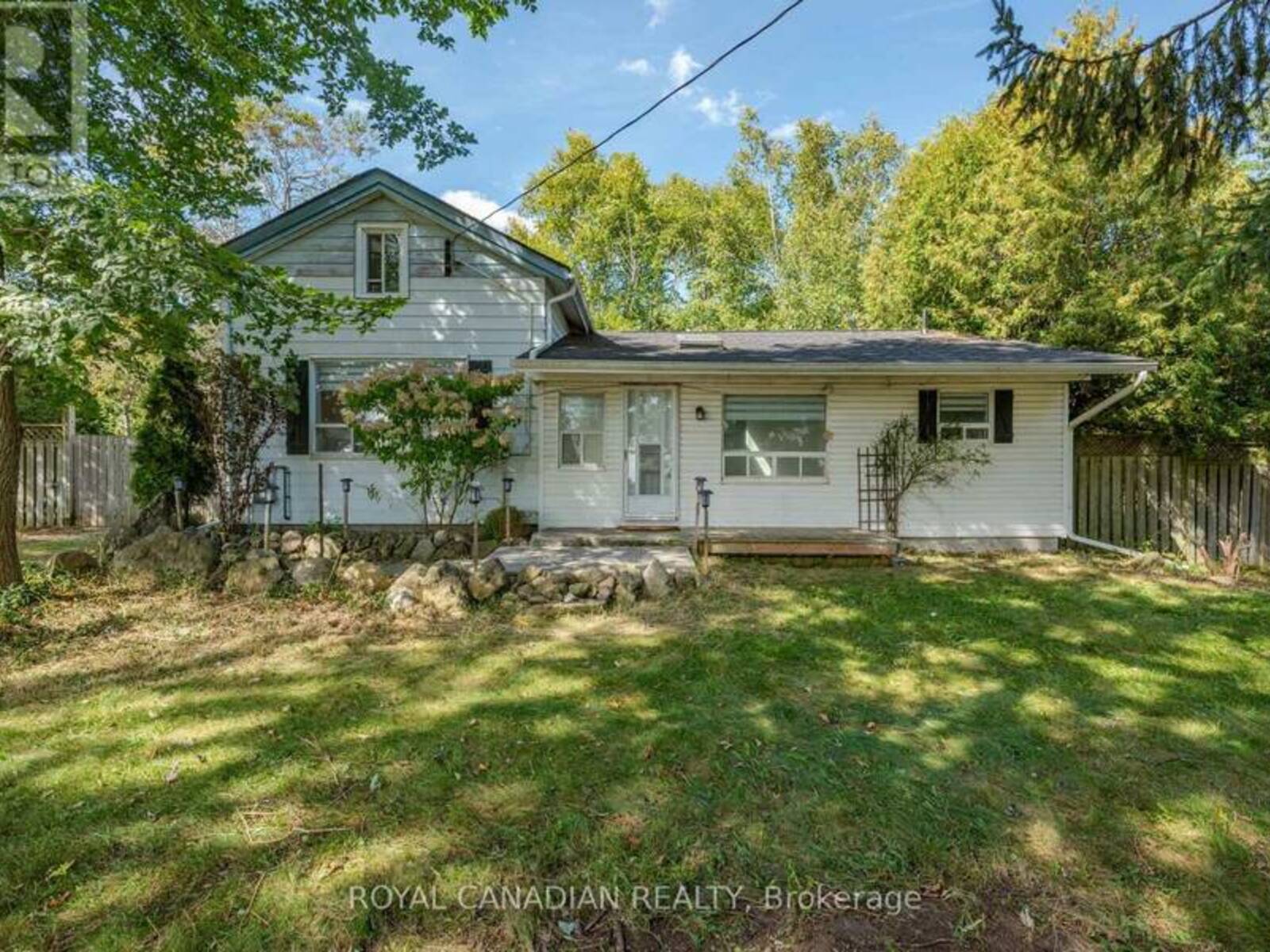 9775 HIGHWAY 7, Halton Hills, Ontario L7J 2L8