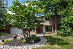 51 MURRAYHILL COURT | Kitchener Ontario | Slide Image Two