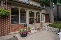 51 MURRAYHILL COURT | Kitchener Ontario | Slide Image Three