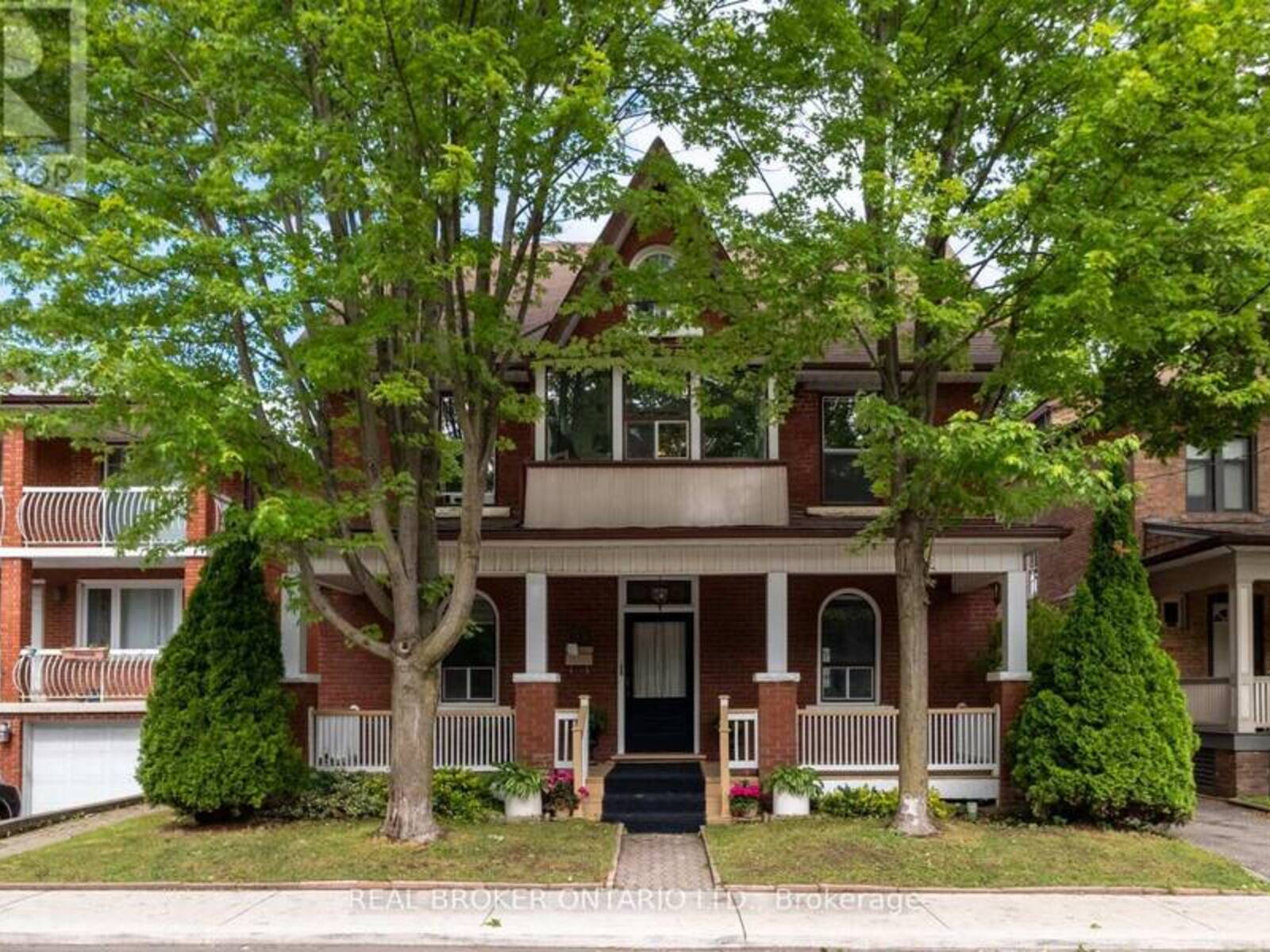 33 ATLAS AVENUE, Toronto, Ontario M6C 3N8
