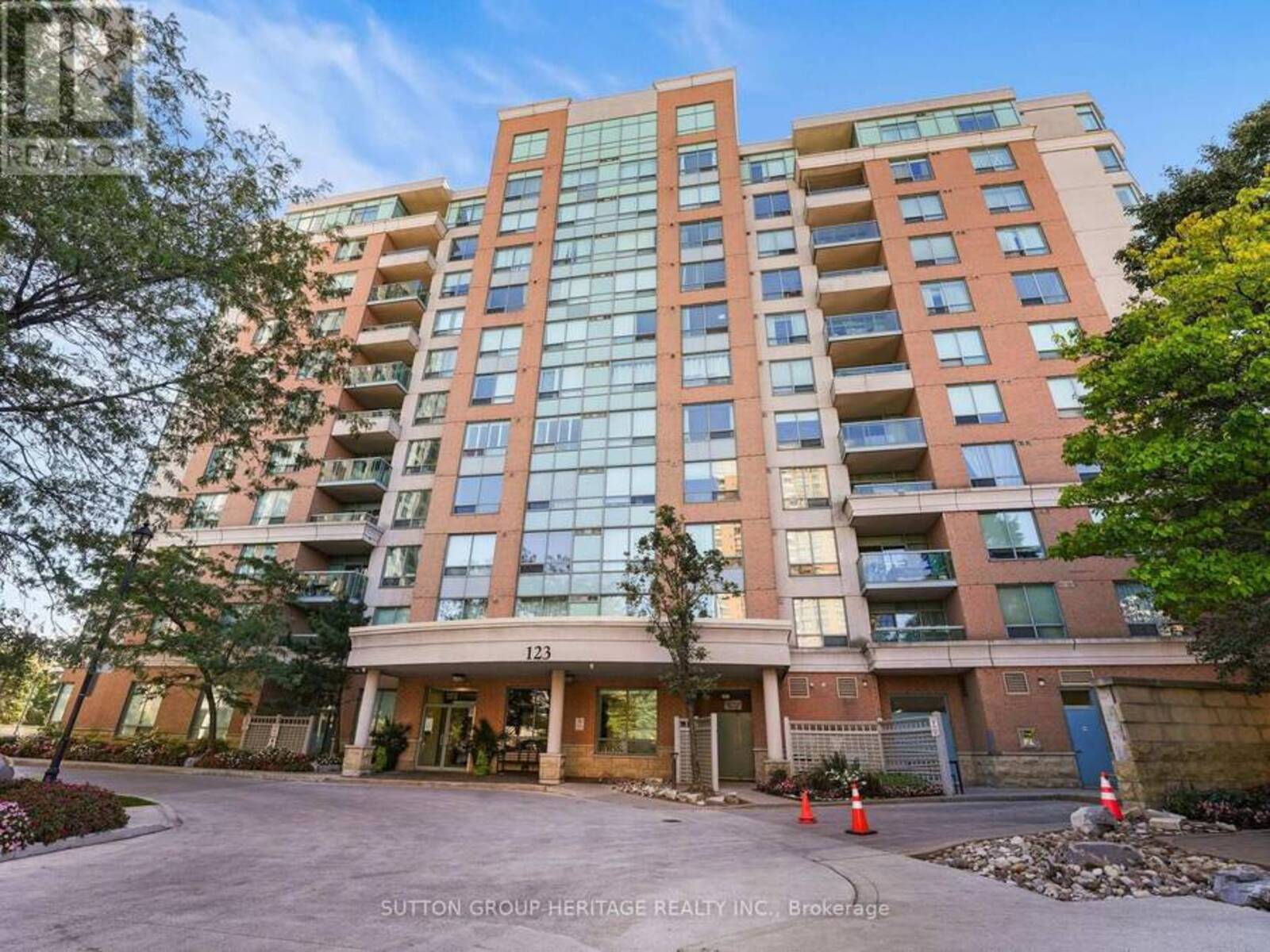 PH 69 - 123 OMNI DRIVE, Toronto, Ontario M1P 5A6