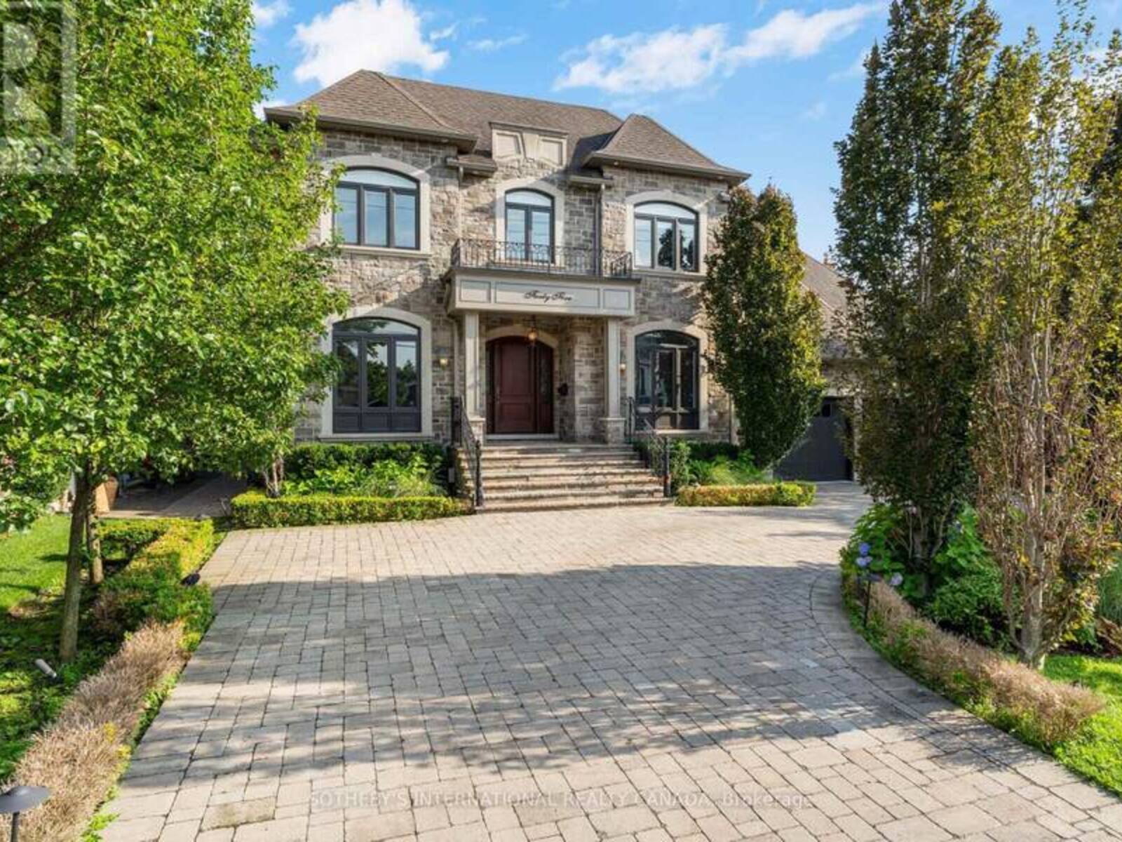 45 CRESTWOOD ROAD, Vaughan, Ontario L4J 1A4