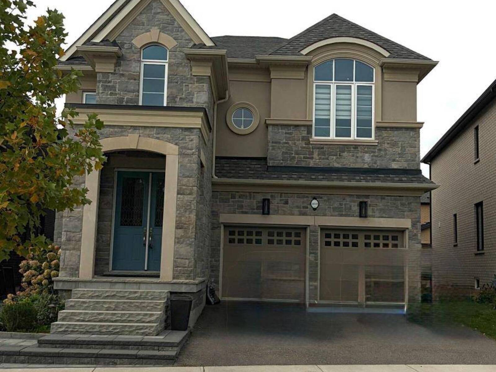 4030 PHOENIX WAY, Oakville, Ontario L6H 3R1