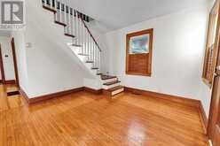 51 ARCADIAN CIRCLE | Toronto Ontario | Slide Image Three