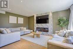 43 SPADARA DRIVE | Hamilton Ontario | Slide Image Seventeen