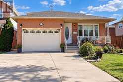 177 SIRENTE DRIVE | Hamilton Ontario | Slide Image Two