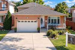 177 SIRENTE DRIVE | Hamilton Ontario | Slide Image Three