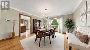 8 ROYAL GARDEN BOULEVARD | Vaughan Ontario | Slide Image Ten