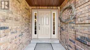8 ROYAL GARDEN BOULEVARD | Vaughan Ontario | Slide Image Three