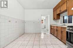371 BROCK AVENUE | Toronto Ontario | Slide Image Thirteen