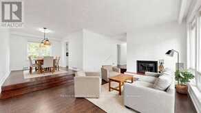 3 GREENGATE ROAD | Toronto Ontario | Slide Image Eight