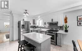 3 CARDELL AVENUE | Toronto Ontario | Slide Image Eight