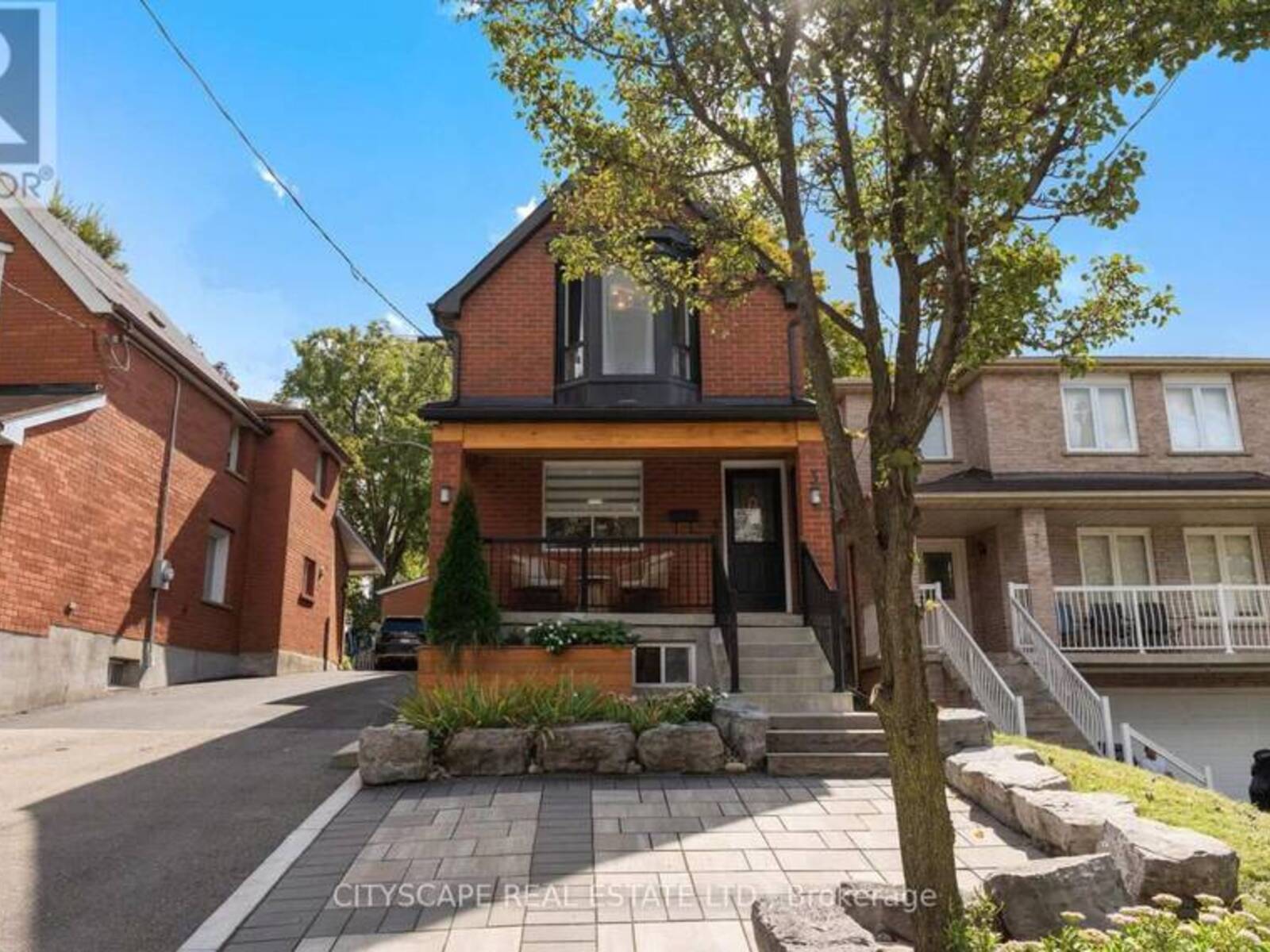 3 CARDELL AVENUE, Toronto, Ontario M9N 1S4
