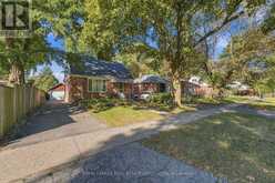 68 GAIR DRIVE | Toronto Ontario | Slide Image Three