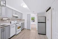 23 MYRTLE AVENUE | Toronto Ontario | Slide Image Ten