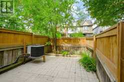 23 MYRTLE AVENUE | Toronto Ontario | Slide Image Four
