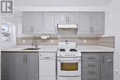 23 MYRTLE AVENUE | Toronto Ontario | Slide Image Nine