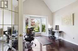 6 FOX RUN ROAD | Guelph Ontario | Slide Image Nine