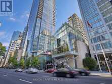 5508 - 180 UNIVERSITY AVENUE | Toronto Ontario | Slide Image Thirty-one