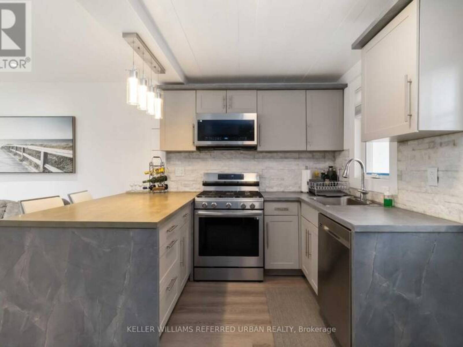 310 SENLAC ROAD, Toronto, Ontario M2R 1R1
