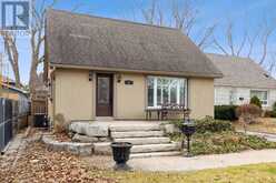 11 CHELSEA DRIVE | Toronto Ontario | Slide Image One