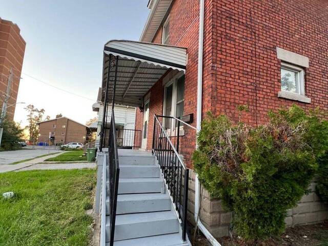182 JOSEPHINE AVENUE Windsor Ontario, N9B 2K8 - 3 Bedrooms Home For Sale