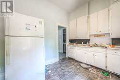 245 AINSLIE STREET S | Cambridge Ontario | Slide Image Ten