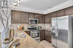 18 FEINT DRIVE | Ajax Ontario | Slide Image Seven