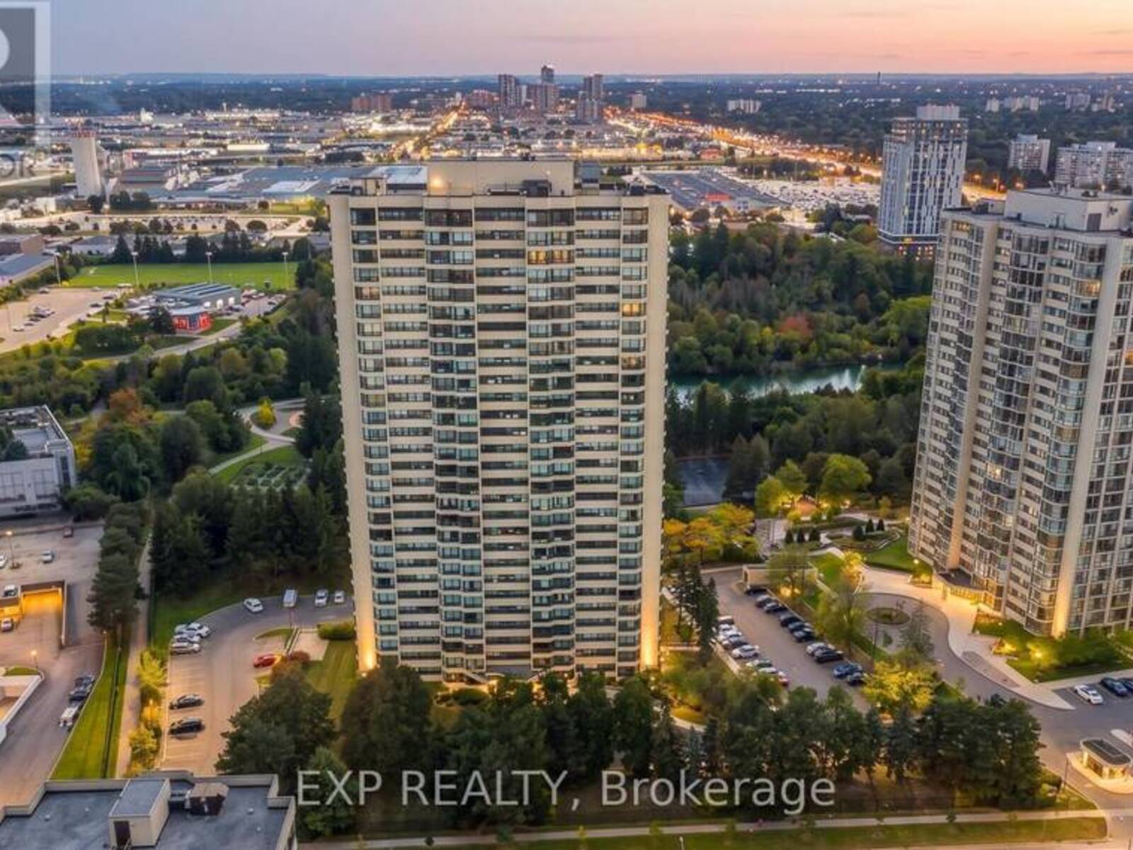 1506 - 8 LISA STREET E, Brampton, Ontario L6T 4S6