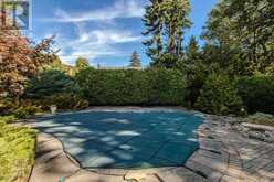 247 WALDEN DRIVE | Burlington Ontario | Slide Image Six
