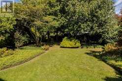 247 WALDEN DRIVE | Burlington Ontario | Slide Image Eight