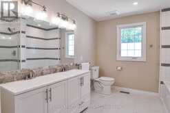 15 LANKIN AVENUE | Bracebridge Ontario | Slide Image Eighteen