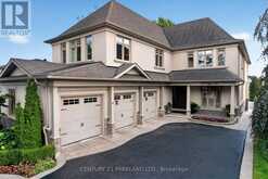 171 OXFORD STREET | Richmond Hill Ontario | Slide Image Two