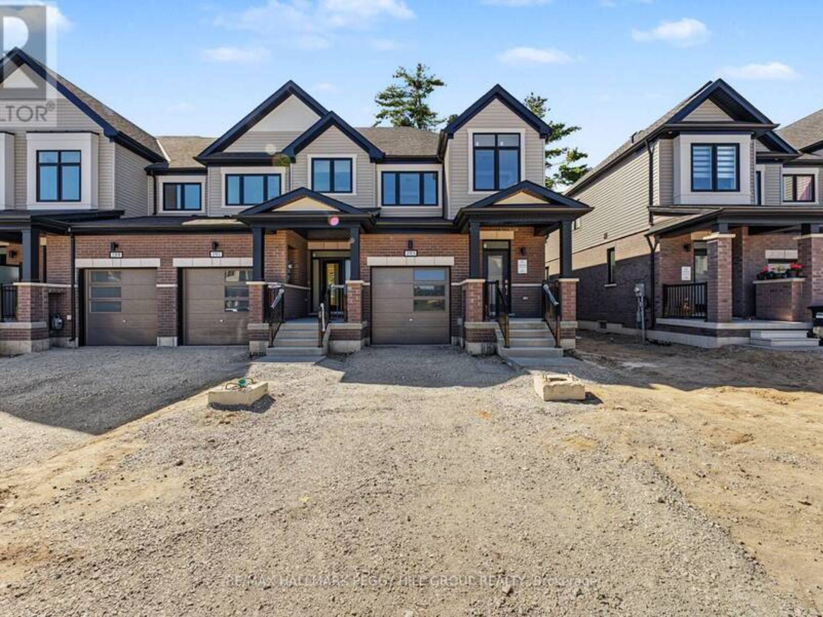 193 DURHAM AVENUE, Barrie, Ontario L9J 0Z5