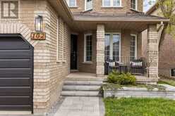 102 COUNTRY LANE | Barrie Ontario | Slide Image Three
