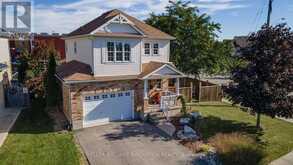 4 JACOB CRESSMAN DRIVE | Wilmot Ontario | Slide Image Two
