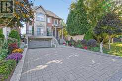7 COUSINS DRIVE | Aurora Ontario | Slide Image Two