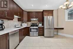 7 COUSINS DRIVE | Aurora Ontario | Slide Image Thirty-five