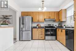 6169 STARFIELD CRESCENT | Mississauga Ontario | Slide Image Ten