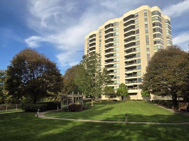305 - 700 WILSON ROAD N Oshawa Ontario, L1G 7T5 - 3 Bedrooms Condo For Sale
