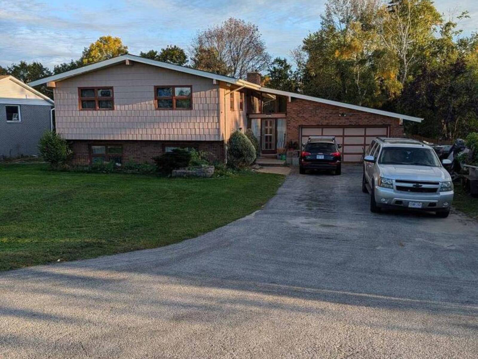601 BIG BAY POINT ROAD, Barrie, Ontario L4N 3Z9